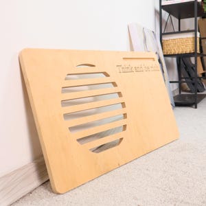 Escritorio de regazo de madera contrachapada para trabajar desde casa, soporte para computadora portátil, bandeja para cama, mesa para computadora portátil, muebles para el hogar y la oficina, tablero de regalo personalizado para compañeros de trabajo, escritorio para regazo