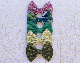 Leaf Print Hair Bow
