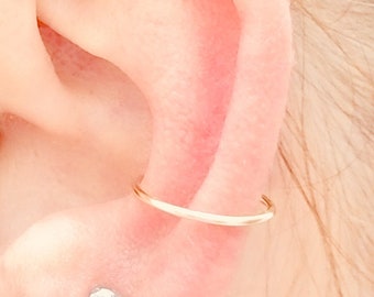 Simple Conch Ear Cuff - Ear Hoop - gift - gifts under 20 - gifts under 30