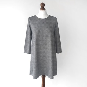 Vintage gray dress , women&#39;s gray dress, classic style dress, work dress, office dress, checkered dress with lining, Zero Waste, Size S/M
