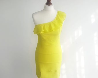 Vestido de cóctel vintage amarillo: vestido de fiesta de verano con volantes asimétricos, talla S