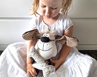 Muñeco de perro de tela hecho a mano: regalo para baby shower, decoración infantil