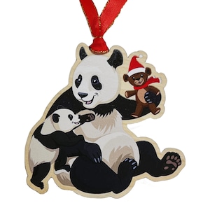 Giant Panda Happy Family Ornament - 2022 Limited Edition