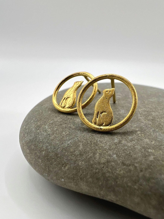 18K Gold Plated 925 Silver Cat Stud Earrings | Circle Frame | Sitting Kitten Silhouette | Animal Lover Gift | Pet Jewelry Cat Lady Gift