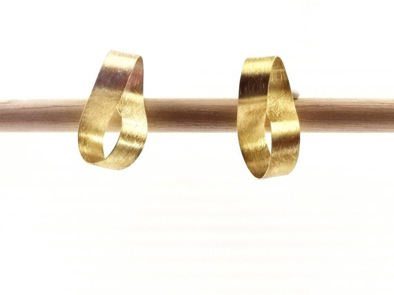 Infinity Optical Illusion Gold Earrings, 18k Gold Plated 925 Silver Matte Curl Stud Earrings