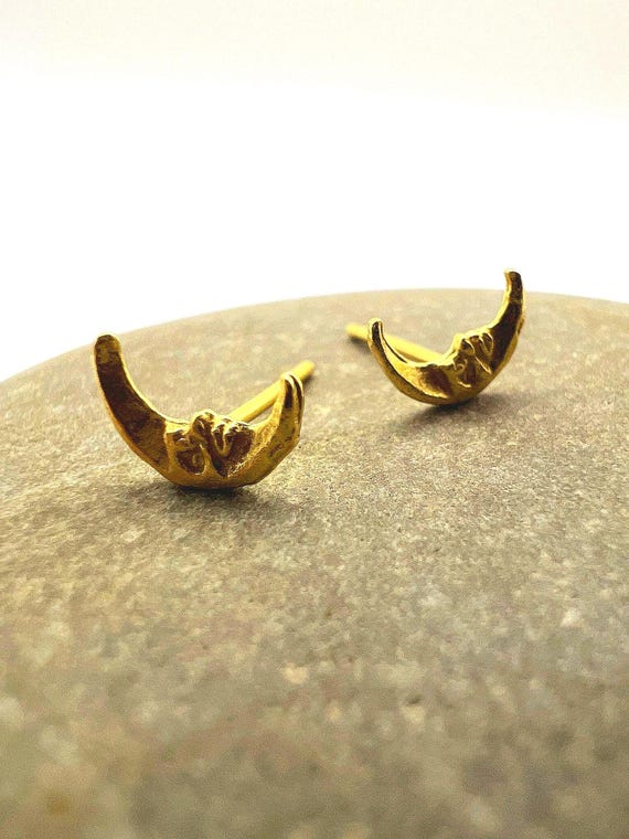 Gold Crescent Stud Earrings • 18k Gold Plated 925 Silver • Moon Studs • Tiny Gold Earrings • Minimalist Lunar Jewelry • Gift for Her