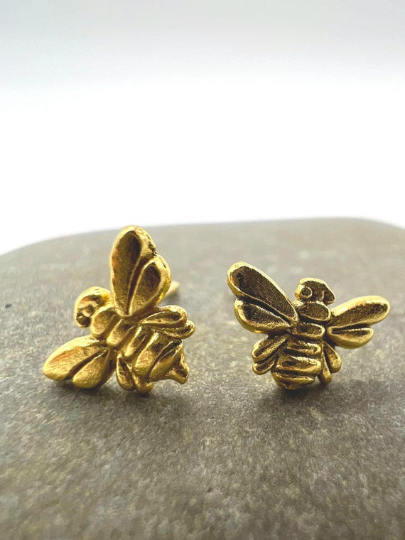 Mini Bee Stud Earrings • 18k Gold Plated 925 Silver • Matte Finish • Tiny Nature Jewelry • Minimalist Insect Studs