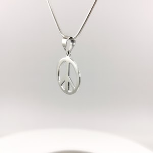 Peace Symbol Anhänger, 925 Silber Peace Anhänger in Zwei Größen, Peace Zeichen Halskette