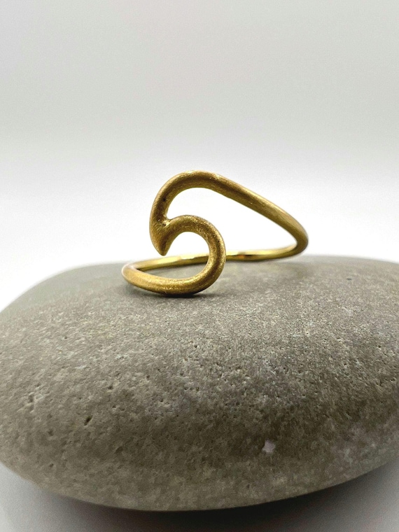 Gold Wave Ring · 18K Gold Plated 925 Silver · Matte Finish · Minimalist Ocean Ring