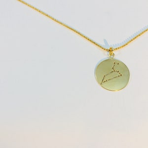 Sternbild Löwe Kette