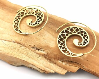 Boho Spiral Earrings Brass, Classic Flower Petal Pattern