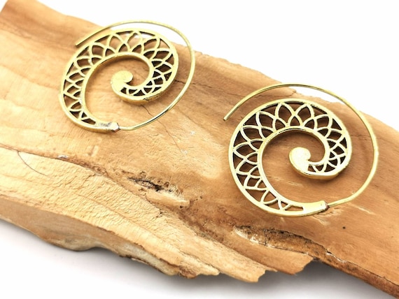 Boho Spiral Earrings Brass, Classic Flower Petal Pattern