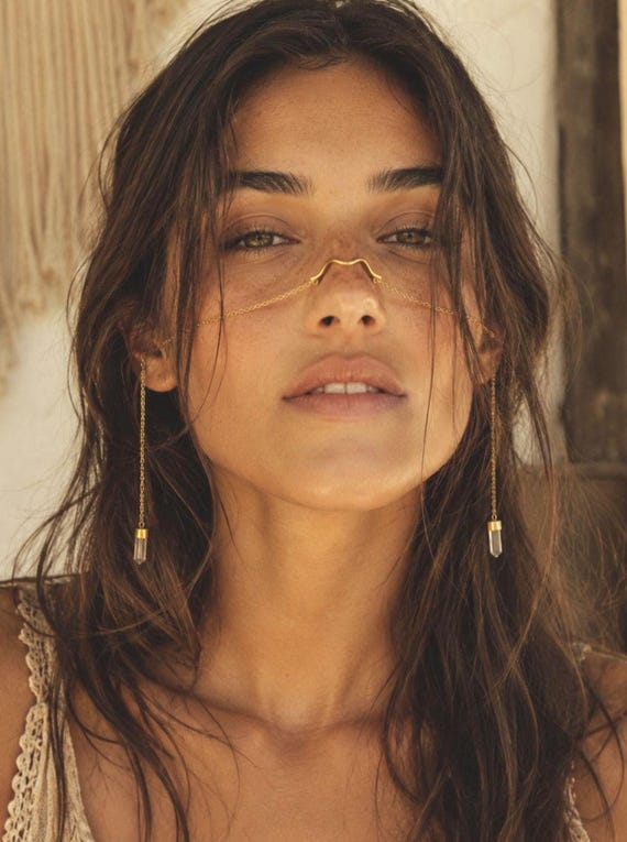 Face jewelry golden with crystals