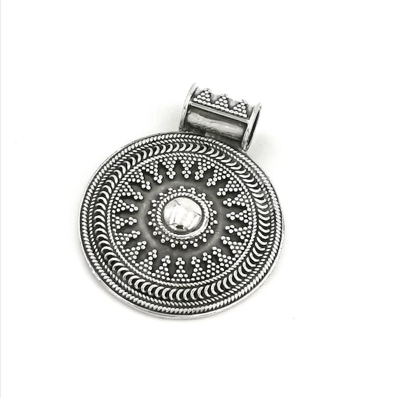 Vintage Tribal Boho 925 Silver Pendant with Chain, Circular Boho Pendant, Vintage Circular Pendant