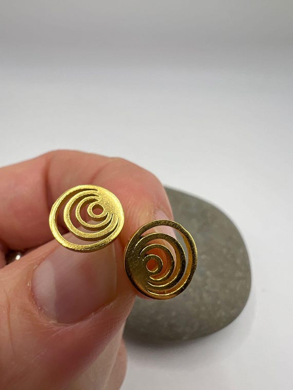 Gold Spiral Stud Earrings • 18k Gold Plated 925 Silver • Matte Finish Circle Studs • Minimalist Geometric Earrings • Gift for Her
