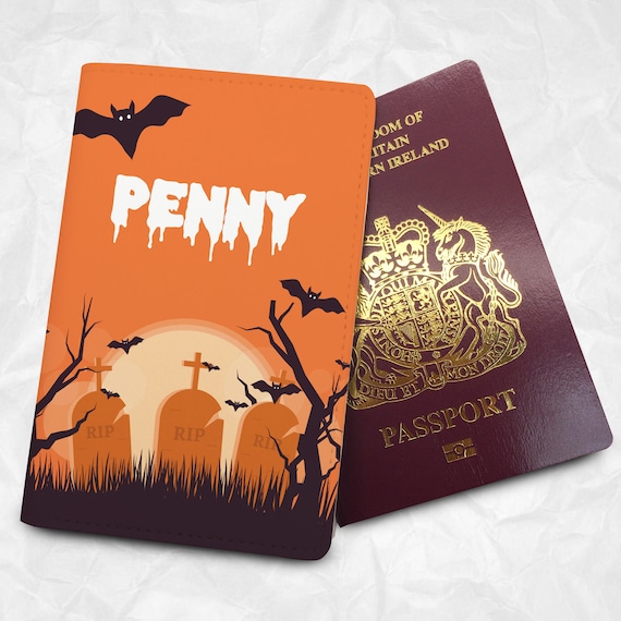 Halloween Personalised Name Black CatsFaux Leather Passport Cover /& Tag