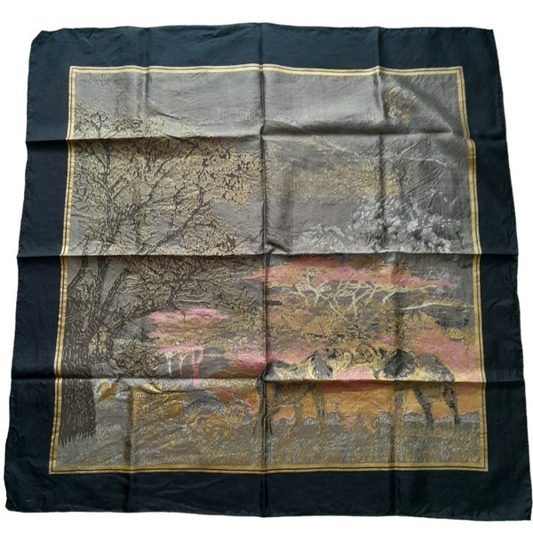 Pañuelo cuadrado de seda. Seda tailandesa. Elefante dorado.