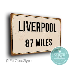Personalized Liverpool City Distance Sign: Vintage Style