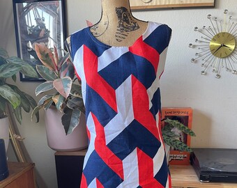 Robe micro mini-ligne à motif sans manches vintage des années 1960