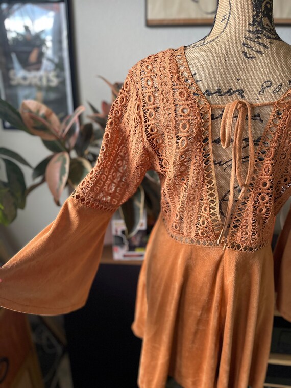 1960s 1970s vintage inspired tan crochet suede mo… - image 8