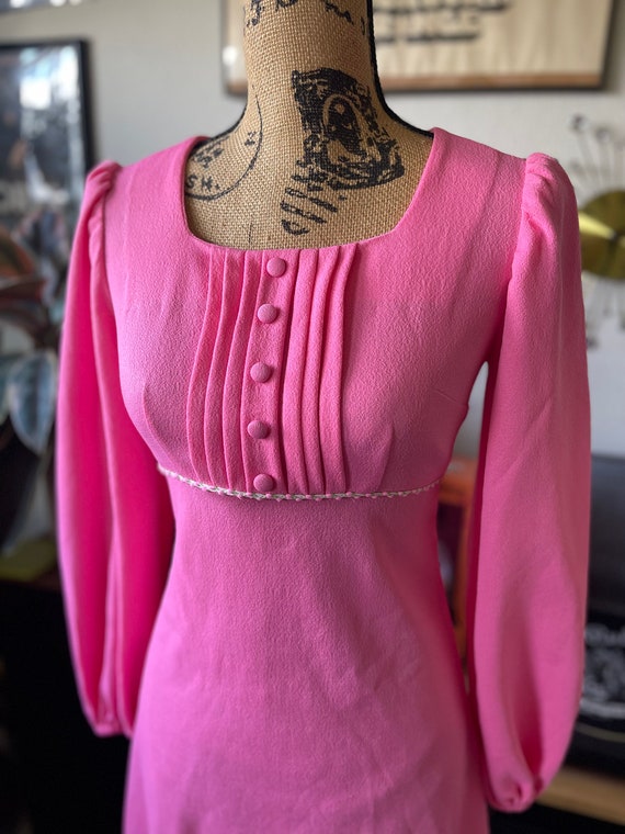 1960s vintage pink long sleeve balloon sleeve pol… - image 2