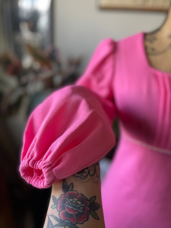 1960s vintage pink long sleeve balloon sleeve pol… - image 4
