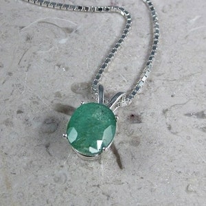 Mother&#39;s Day Gift, Authentic Emerald Gemstone Necklace, Real Emerald Solitaire, Oval Emerald Solitaire Pendant, Emerald Jewelry,