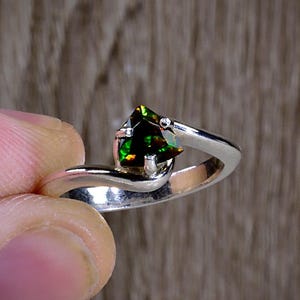 Dark Faceted Organic Trillion Opal Gemstone Solitaire Ring, Dark Crystal Opal Ring, Trillion Jewelry, Dark Opal Jewelry, Stacking Jewelry image 1