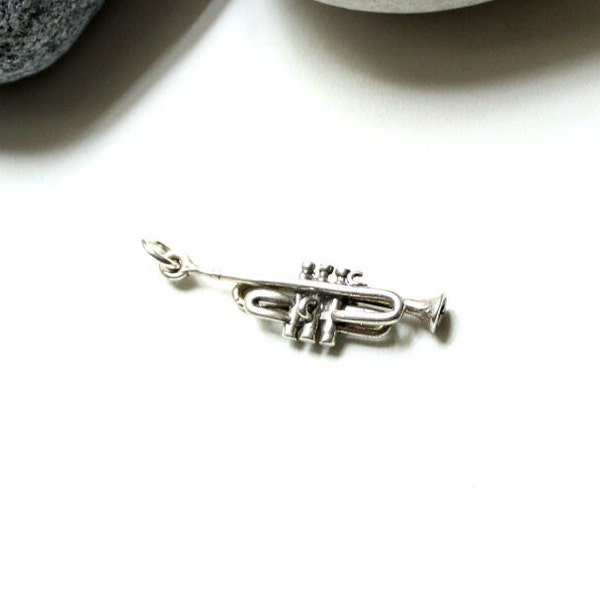 925 Silber Trompete Anhänger 35mm MUSIC Instrument schönes Geschenk für Musiker Sammlerstück Unisex Anhänger ohne Kette Liebe zur Musik fein