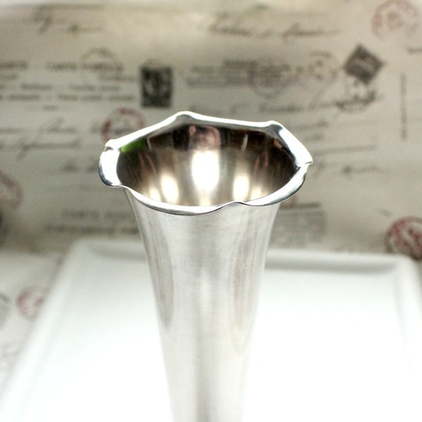 VINTAGE silver-plated vase WMF 1930s 16 cm FLOWER KELCH Art Deco silver accessory collector's item nice gift goblet vase table vase fine