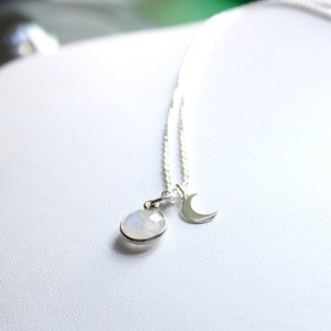 925 silver necklace with moonstone and crescent moon pendant made of silver 925 celestial body moon FULL MOON wish love happiness beautiful gift fine