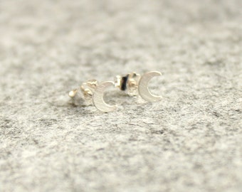 Delicate 925 silver earrings with crescent moon brushed 6 mm TINY CRESCENT MOON celestial body moon beautiful gift fine wish friendship