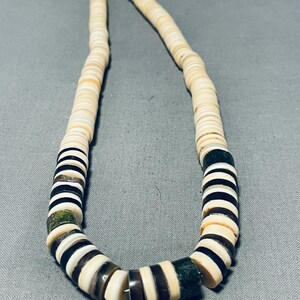 Native American Classic Vintage Santo Domingo Serpentin Muschel Sterling Silber Halskette - Machen Sie ein Angebot!