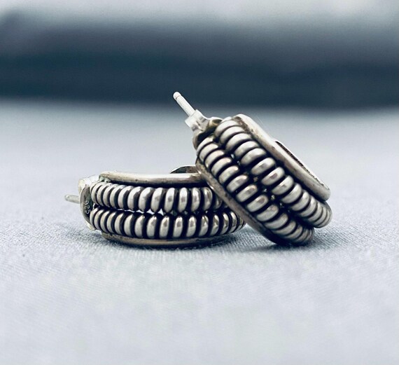 Exceptional Vintage Native American Navajo Sterling Silver Earrings Exceptional Vintage Native American Navajo Sterling Silver Earrings