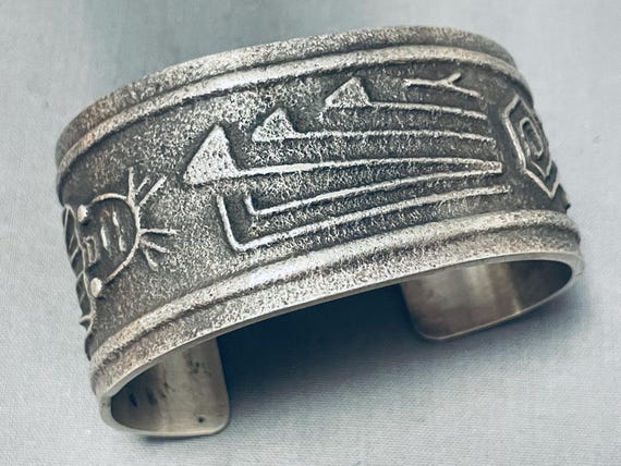 Important Chee Symbolic Native American Navajo Sterling Silver Geomtric Bracelet Important Chee Symbolic Native American Navajo Sterling Silver Geomtric Bracelet