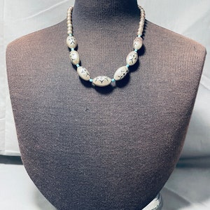 Eine der schönsten Vintage-Perlenhalsketten aus türkisfarbenem Navajo-Sterlingsilber der amerikanischen Ureinwohner aller Zeiten machen Sie ein Angebot Bild 6