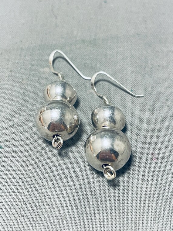 Sparkling Vintage Native American Navajo Sterling Silver Earrings Sparkling Vintage Native American Navajo Sterling Silver Earrings