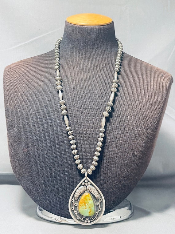Rare Rounded Vintage Native American Navajo Royston Turquoise Sterling Silver Necklace Rare Rounded Vintage Native American Navajo Royston Turquoise Sterling Silver Necklace