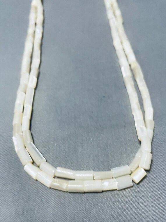 Native American Gorgeous Vintage Santo Domingo Mother Of Pearl Sterling Silver Necklace Native American Gorgeous Vintage Santo Domingo Mother Of Pearl Sterling Silver Necklace