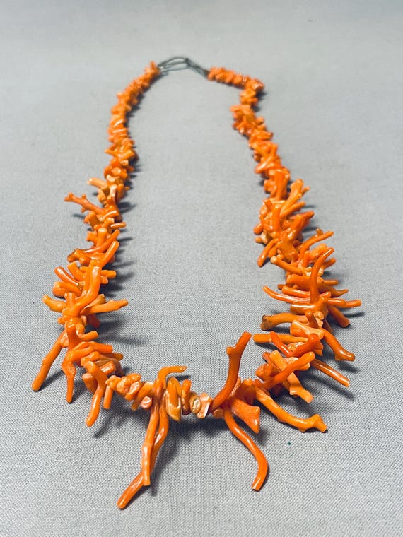 Impressive Vintage Santo Domingo Coral Sterling Silver Necklace Native American Impressive Vintage Santo Domingo Coral Sterling Silver Necklace Native American