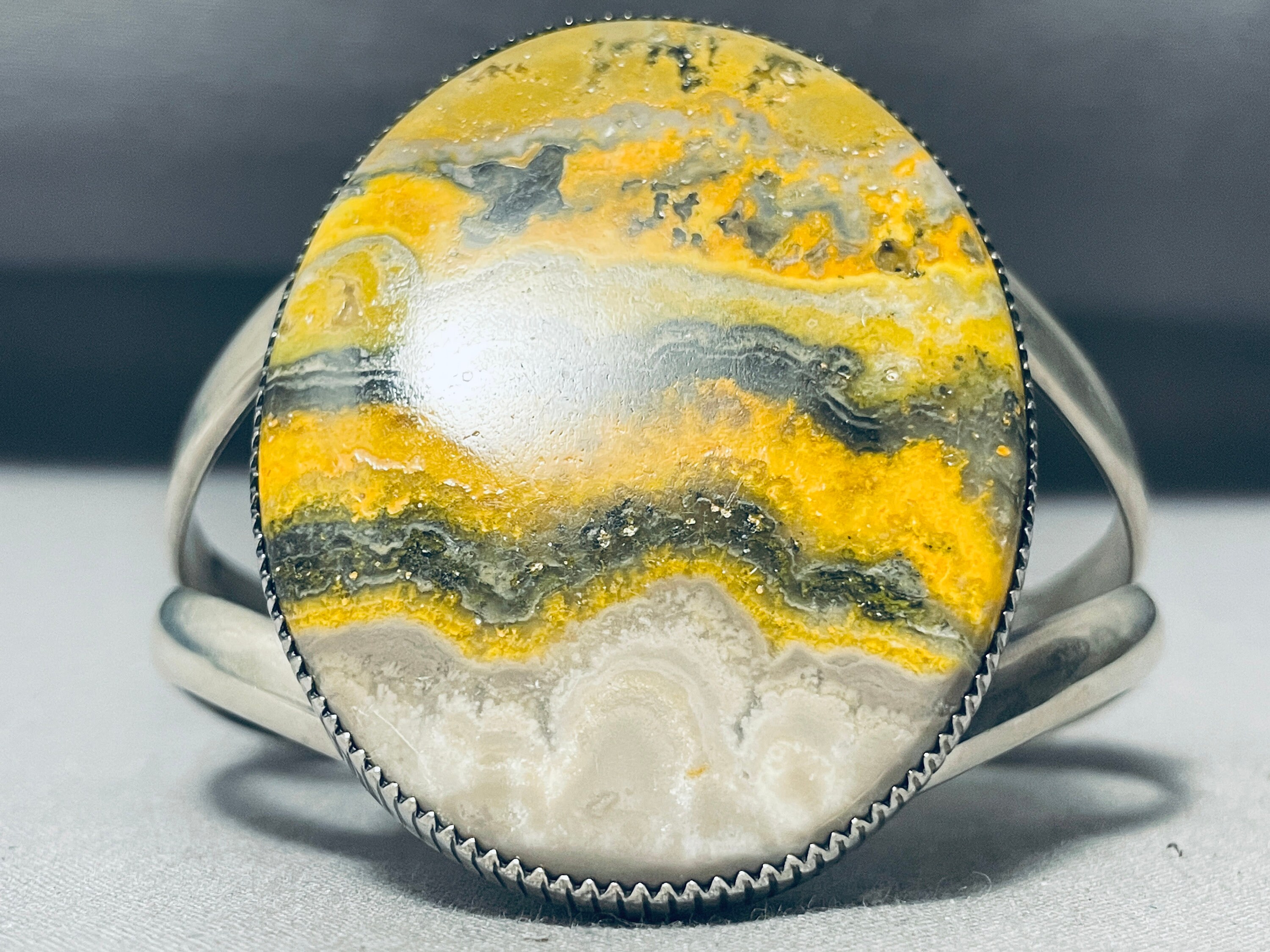 Sturdy 63 Gram Native American Navajo Honeybee Jasper Sterling Silver Bracelet Cuff Sturdy 63 Gram Native American Navajo Honeybee Jasper Sterling Silver Bracelet Cuff