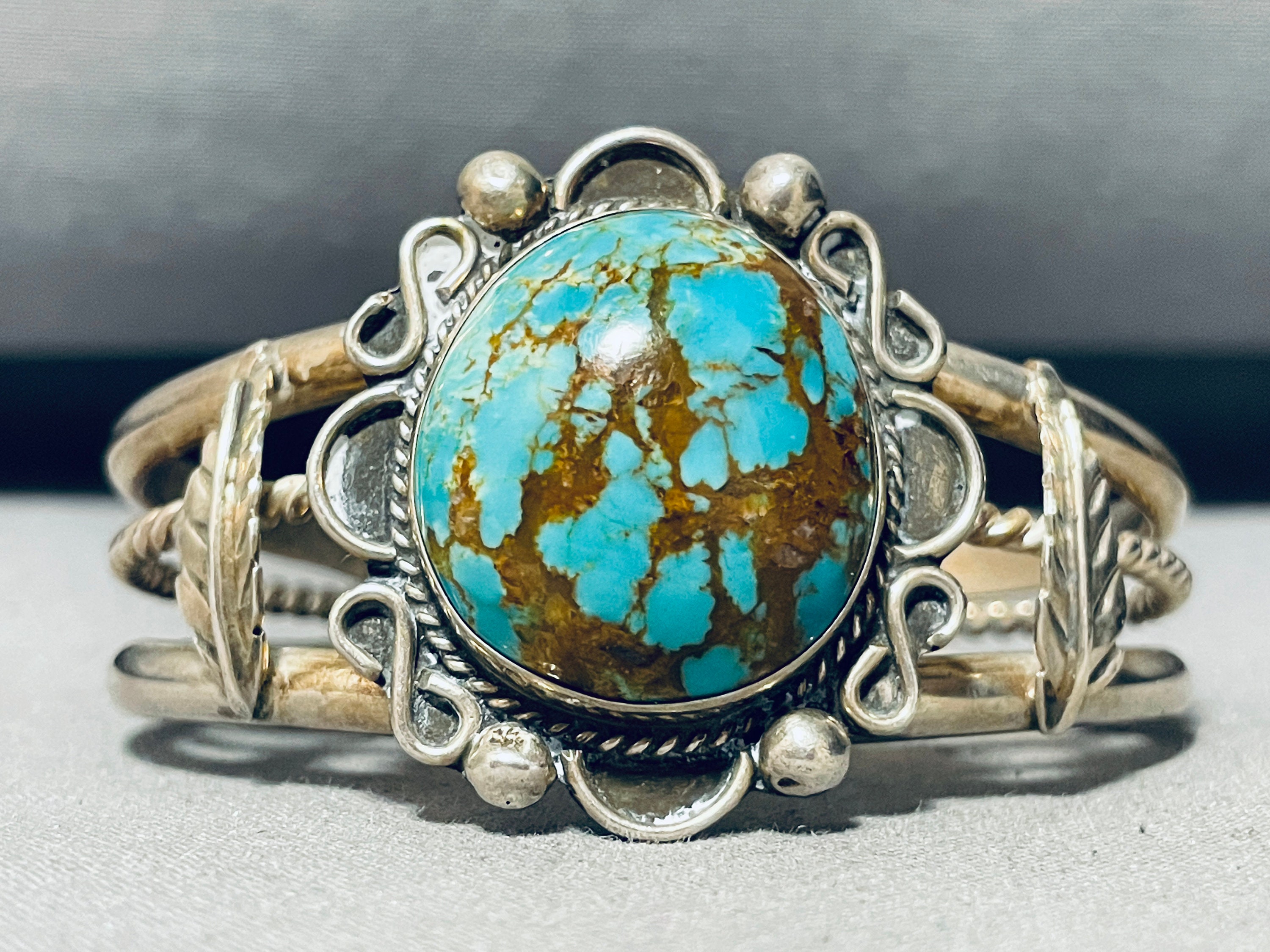 Bulbous #8 Very Rare Vintage Native American Navajo Sterling Silver Turquoise Bracelet Bulbous #8 Very Rare Vintage Native American Navajo Sterling Silver Turquoise Bracelet