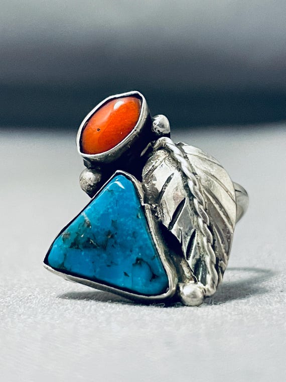 Impressive Vintage Native American Navajo Kingman Turquoise & Coral Sterling Silver Ring Impressive Vintage Native American Navajo Kingman Turquoise & Coral Sterling Silver Ring
