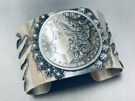 Intriguing Vintage San Felipe Carico Lake Turquoise Sterling Silver Bracelet Intriguing Vintage San Felipe Carico Lake Turquoise Sterling Silver Bracelet