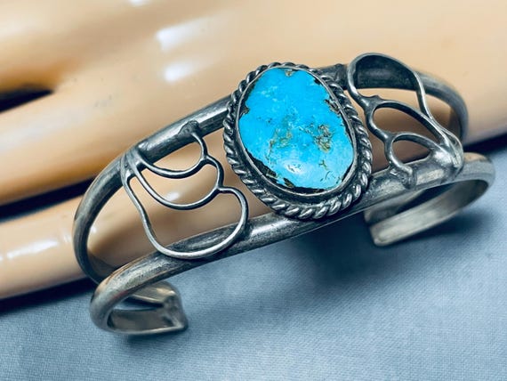 Tremendous Vintage Native American Navajo Blue Gem Turquoise Sterling Silver Bracelet Tremendous Vintage Native American Navajo Blue Gem Turquoise Sterling Silver Bracelet
