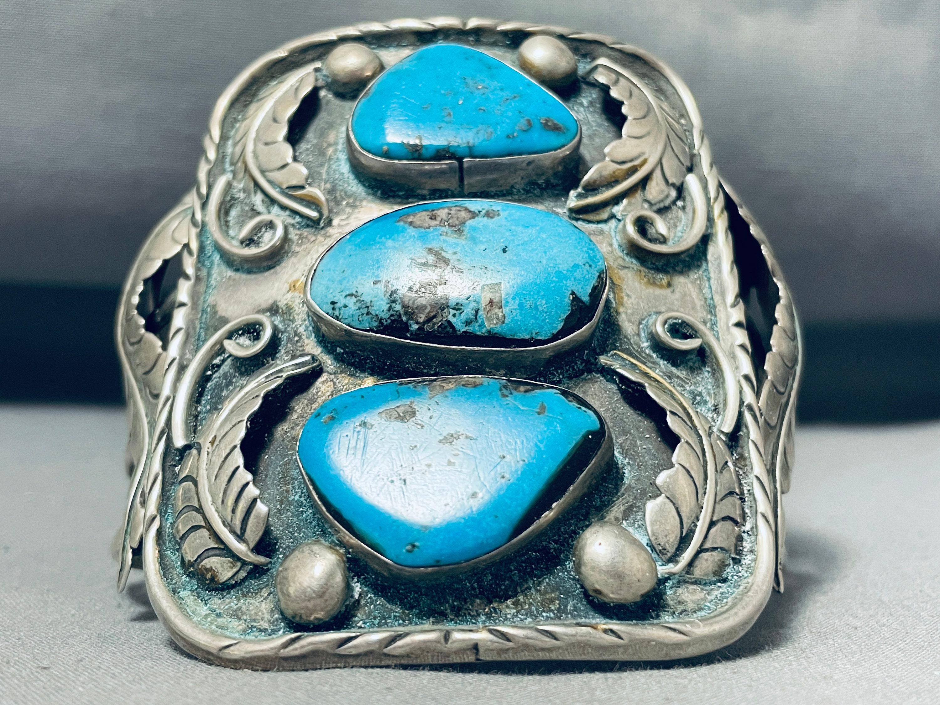 Navajo Jewelry Signed Crb