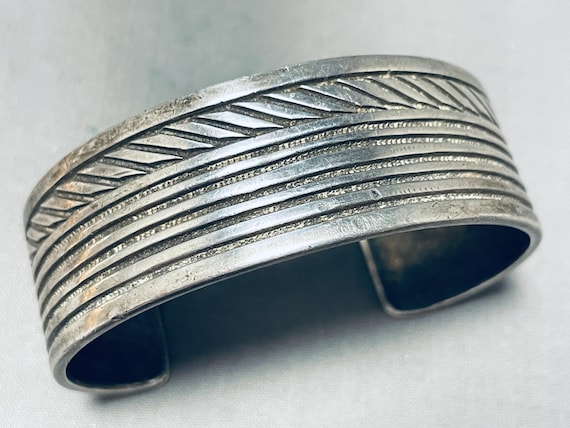 Dynamic Vintage Native American Navajo Bisbee Turquoise Sterling Silver 14k Gold Bracelet Old Dynamic Vintage Native American Navajo Bisbee Turquoise Sterling Silver 14k Gold Bracelet Old