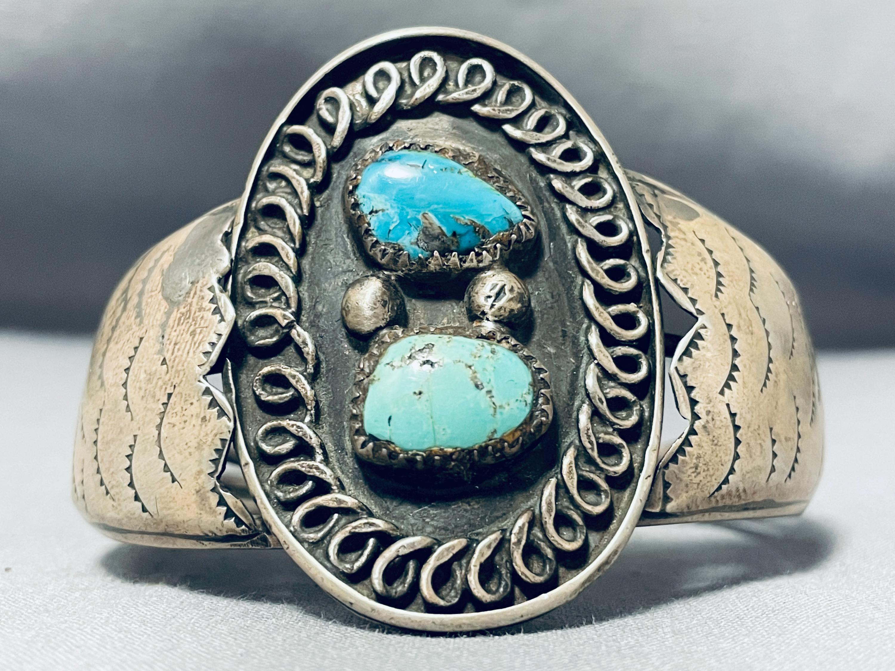 Sensational Vintage Native American Navajo Sleeping Beauty Turquoise Sterling Silver Bowguard Old Sensational Vintage Native American Navajo Sleeping Beauty Turquoise Sterling Silver Bowguard Old
