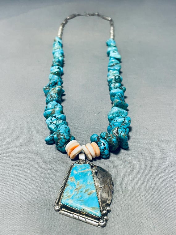 Marvelous Vintage Native American Navajo Kingman Turquoise Sterling Silver Pendant Marvelous Vintage Native American Navajo Kingman Turquoise Sterling Silver Pendant