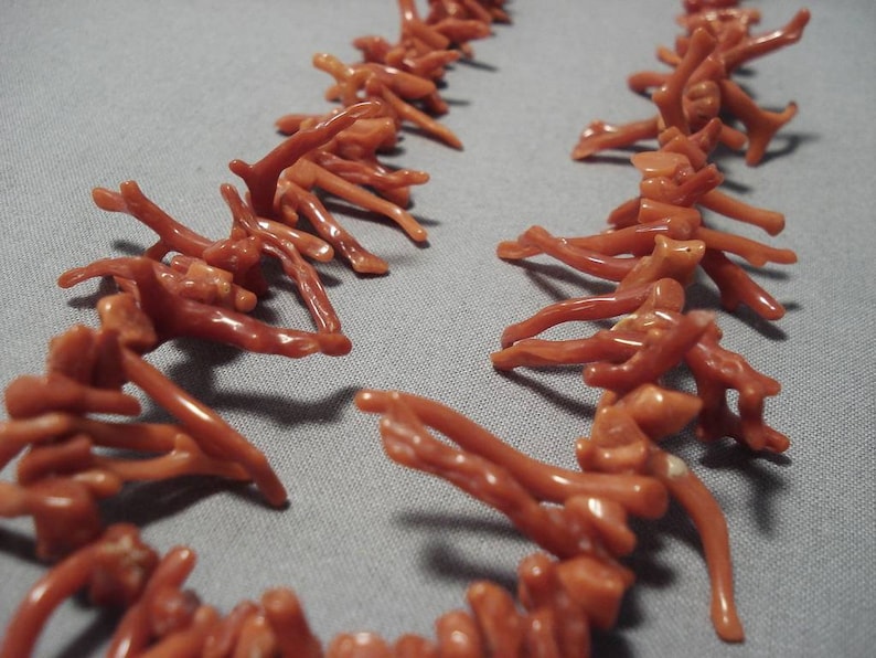 Fabulous Vintage Navajo Red Coral Native American Sterling Silver Necklace Old